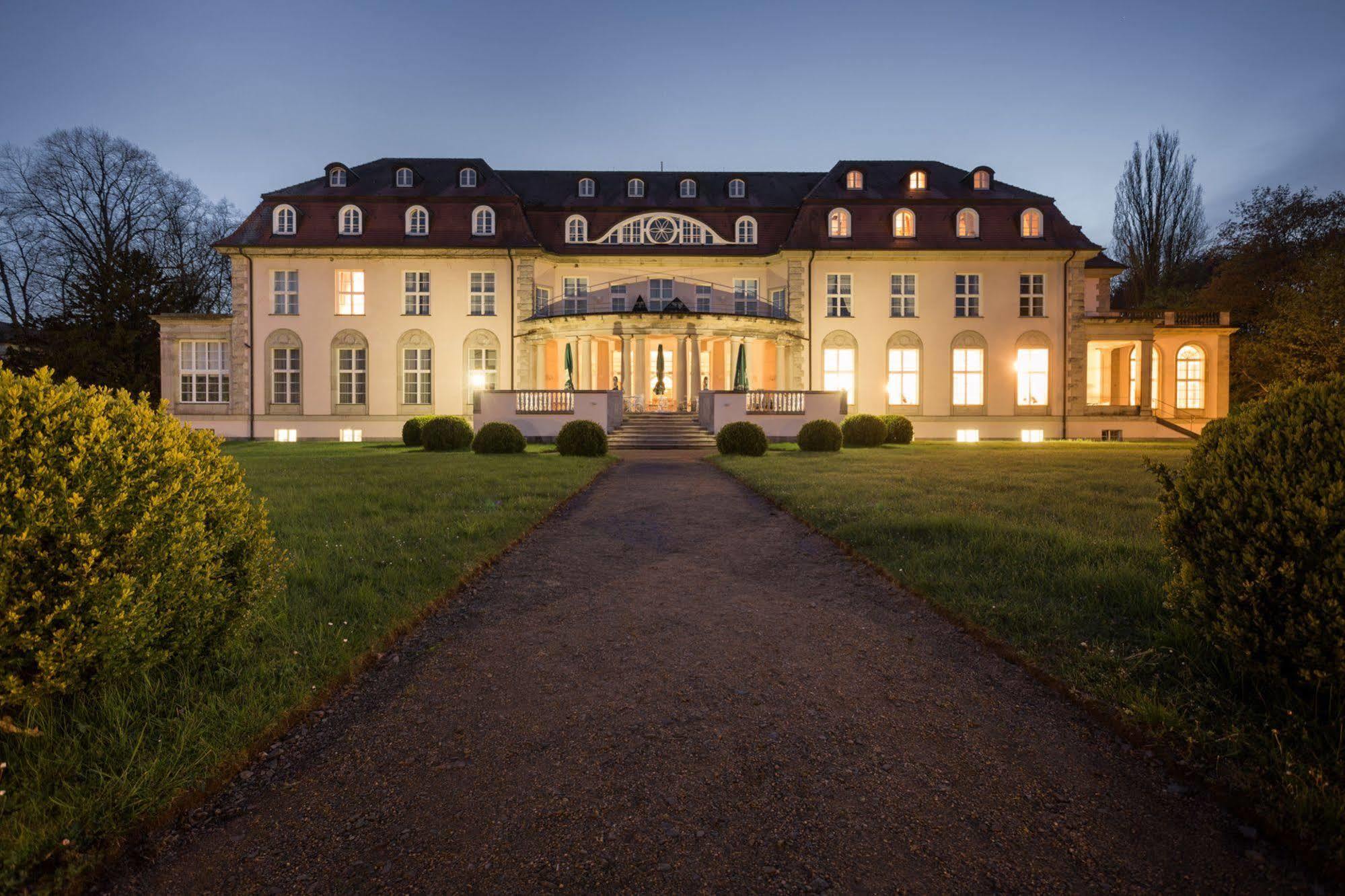 Hotel Schloss Storkau Экстерьер фото